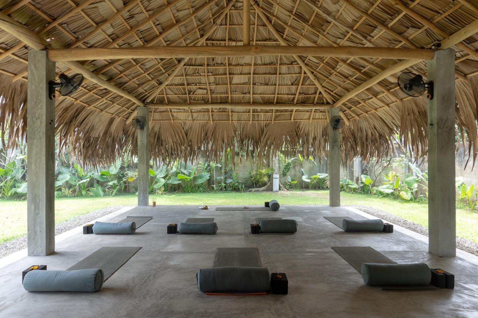 Lotus Surf And Wellness Daire Ahangama Dış mekan fotoğraf